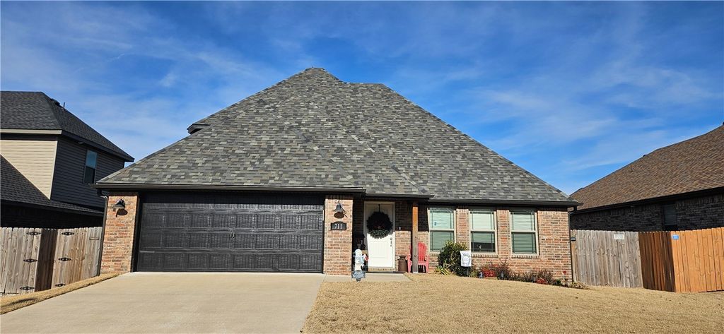 711 Taylor Street, Siloam Springs, AR 72761