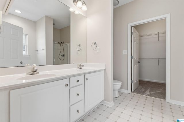 5174 SCARLET OAK CIRCLE, Bessemer, AL 35022