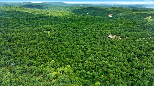 11013 Lakeside Drive, Rogers, AR 72756