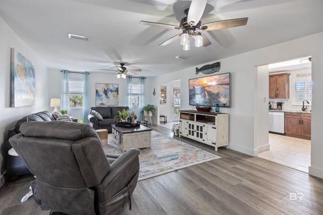 712 Pine Lane, Gulf Shores, AL 36542