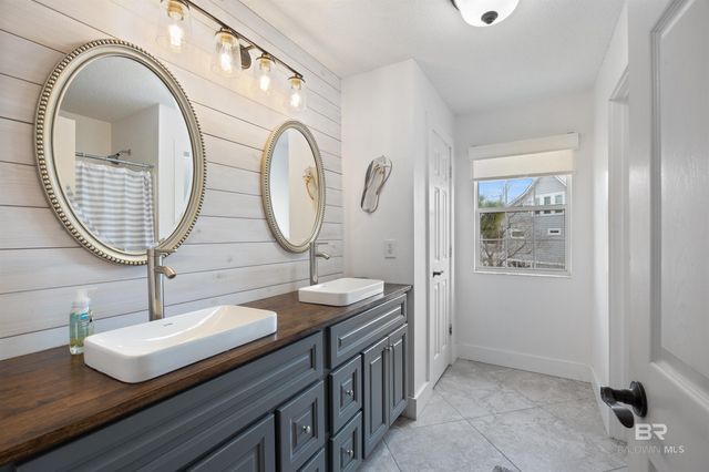 712 Pine Lane, Gulf Shores, AL 36542