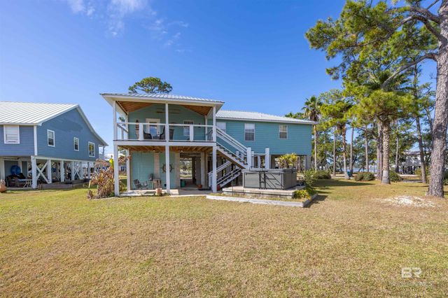 712 Pine Lane, Gulf Shores, AL 36542