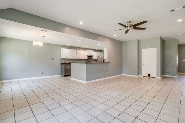 202 Woodlawn Drive, Keene, TX 76059