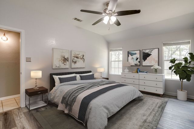 202 Woodlawn Drive, Keene, TX 76059