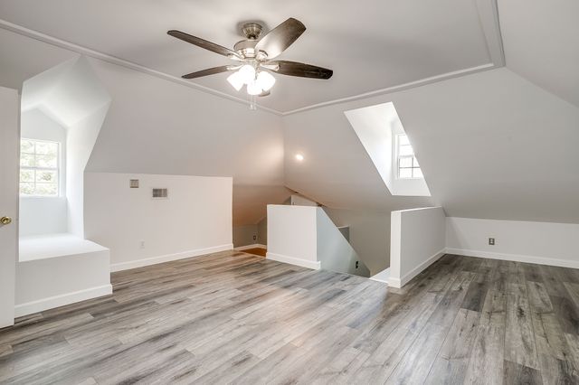202 Woodlawn Drive, Keene, TX 76059