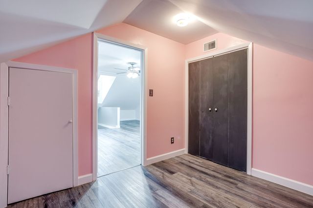 202 Woodlawn Drive, Keene, TX 76059
