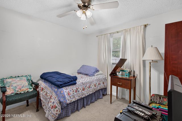 298 PEARWOOD Circle E, Middleburg, FL 32068