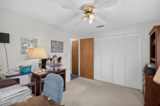 298 PEARWOOD Circle E, Middleburg, FL 32068