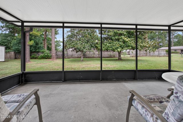 298 PEARWOOD Circle E, Middleburg, FL 32068