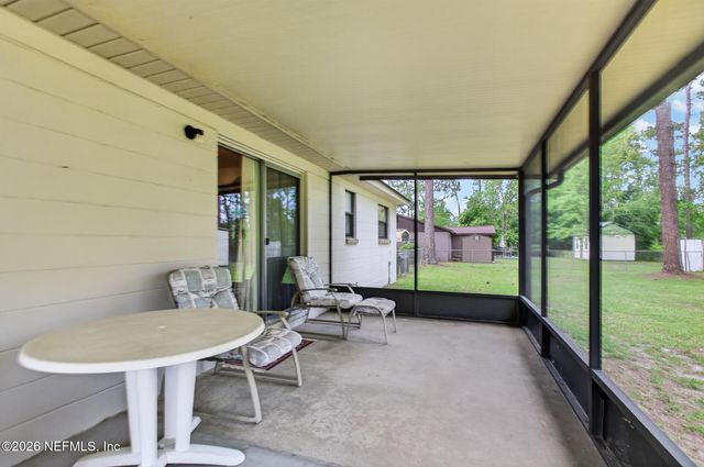 298 PEARWOOD Circle E, Middleburg, FL 32068