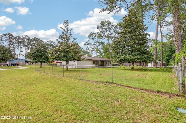 298 PEARWOOD Circle E, Middleburg, FL 32068