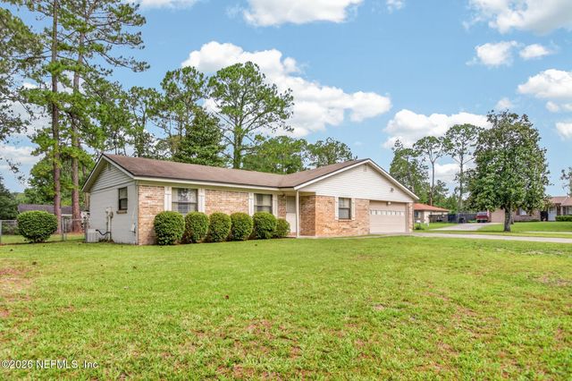 298 PEARWOOD Circle E, Middleburg, FL 32068