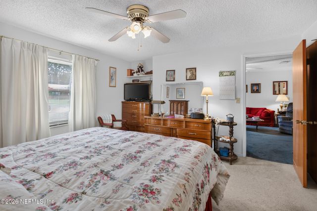 298 PEARWOOD Circle E, Middleburg, FL 32068