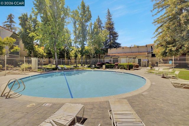 1087 Murrieta Blvd 245, Livermore, CA 94550