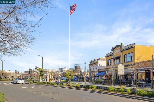 1087 Murrieta Blvd 245, Livermore, CA 94550