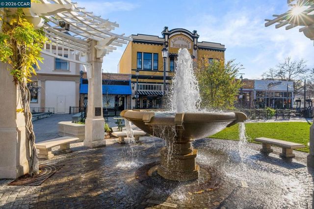 1087 Murrieta Blvd 245, Livermore, CA 94550