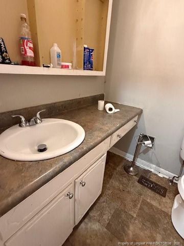 2513 E Brinkley Drive, Spring Lake, NC 28390