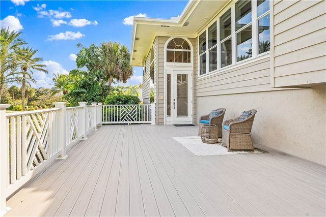 8525 Seacrest Drive, Vero Beach, FL 32963