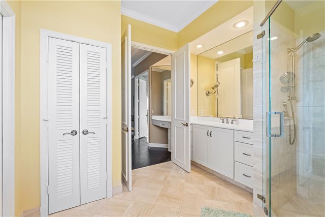 8525 Seacrest Drive, Vero Beach, FL 32963