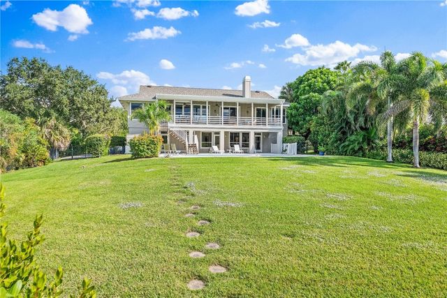 8525 Seacrest Drive, Vero Beach, FL 32963