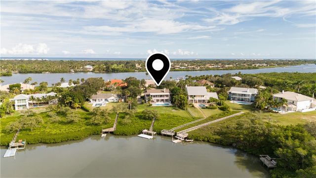 8525 Seacrest Drive, Vero Beach, FL 32963
