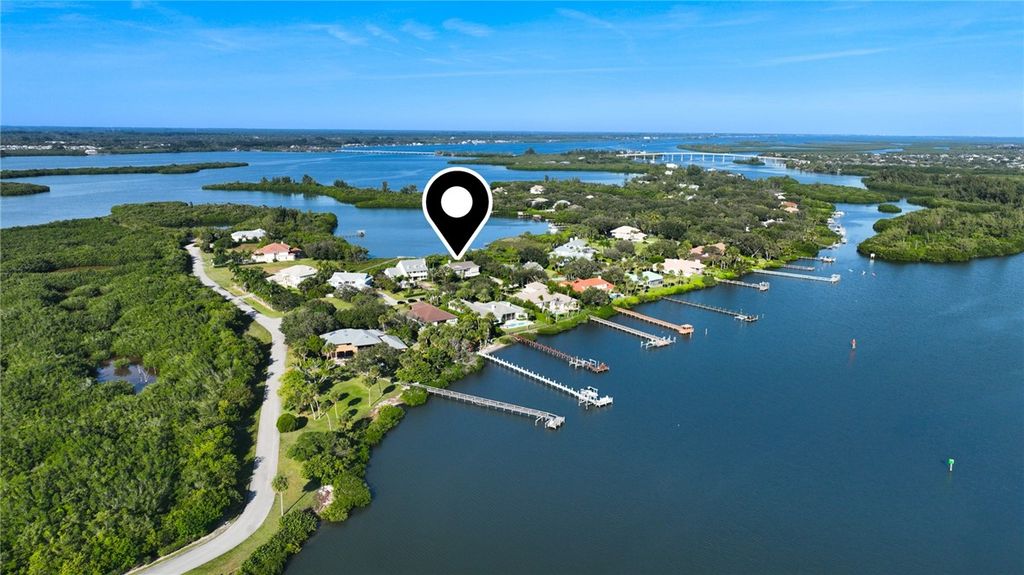 8525 Seacrest Drive, Vero Beach, FL 32963