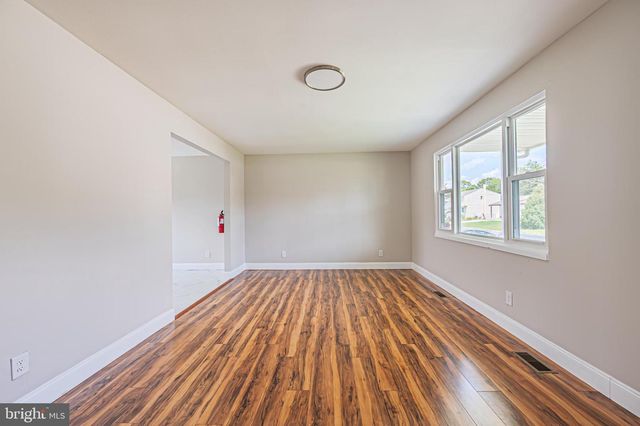 508 MARTINELLI AVE, Minotola, NJ 08341