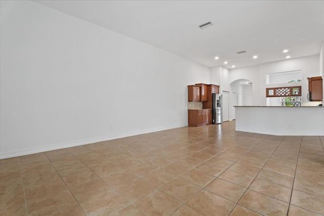 7595 TRILLIUM BOULEVARD, Sarasota, FL 34241