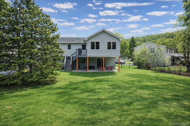 42 Rutledge Avenue, Highland Mills, NY 10930