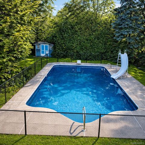 42 Rutledge Avenue, Highland Mills, NY 10930