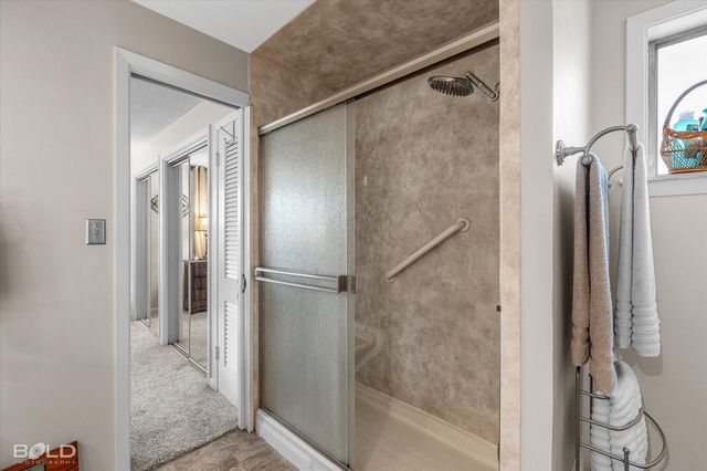 811 Audubon Place, Shreveport, LA 71105