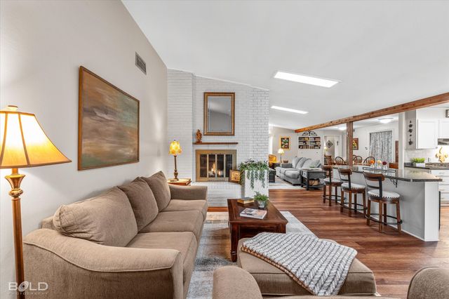 811 Audubon Place, Shreveport, LA 71105