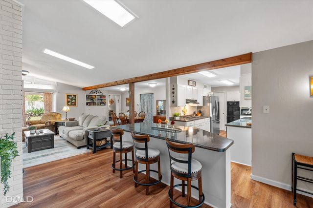 811 Audubon Place, Shreveport, LA 71105