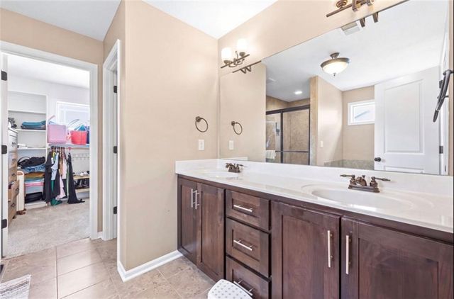 5416 N 101st Terrace, Kansas City, KS 66109