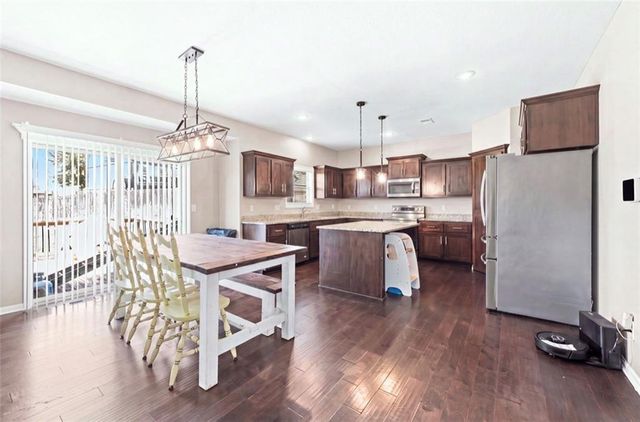 5416 N 101st Terrace, Kansas City, KS 66109