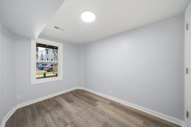 4239 N Albany Avenue, Chicago, IL 60618