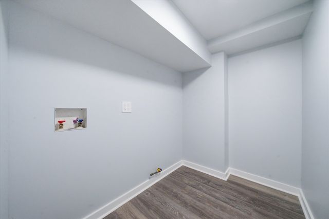 4239 N Albany Avenue, Chicago, IL 60618