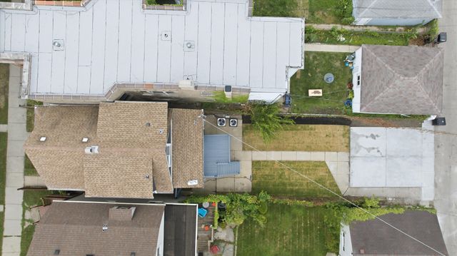 4239 N Albany Avenue, Chicago, IL 60618