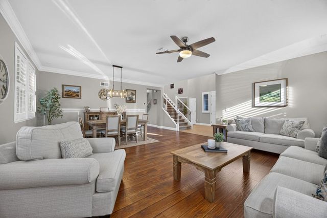 1536 Green Ravine Dr, Lincoln, CA 95648