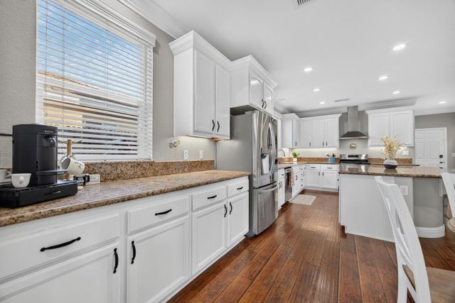 1536 Green Ravine Dr, Lincoln, CA 95648