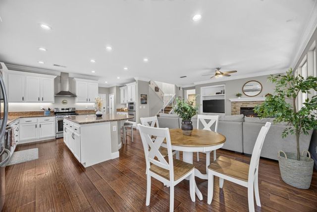 1536 Green Ravine Dr, Lincoln, CA 95648