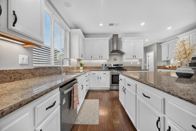 1536 Green Ravine Dr, Lincoln, CA 95648