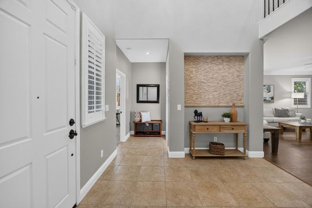 1536 Green Ravine Dr, Lincoln, CA 95648
