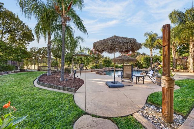 1536 Green Ravine Dr, Lincoln, CA 95648