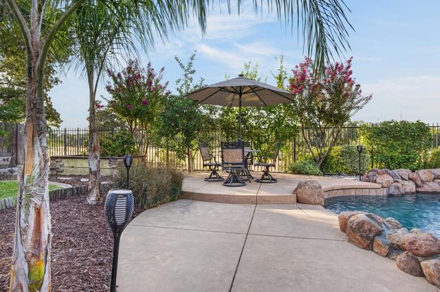 1536 Green Ravine Dr, Lincoln, CA 95648