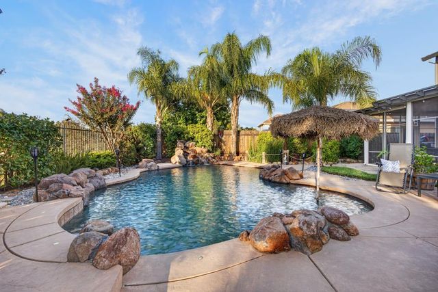 1536 Green Ravine Dr, Lincoln, CA 95648