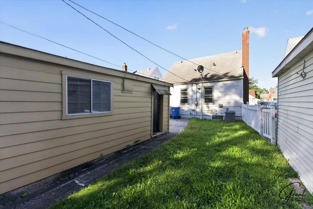 8304 Wyoming Avenue, Detroit City, MI 48204