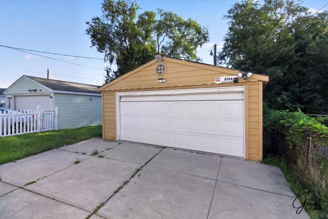 8304 Wyoming Avenue, Detroit City, MI 48204