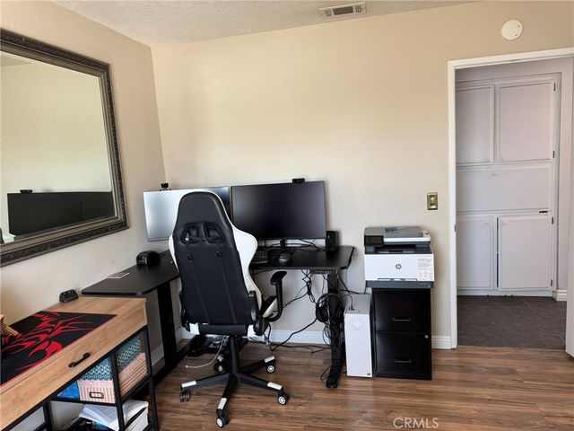 13771 Wawona Road, Apple Valley, CA 92307