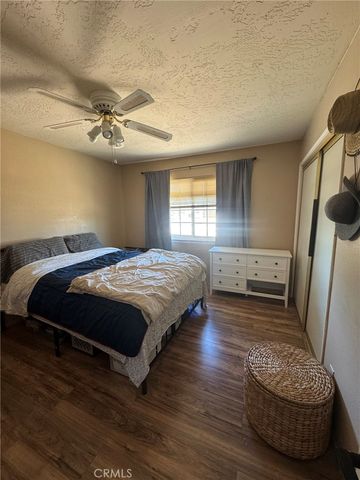 13771 Wawona Road, Apple Valley, CA 92307